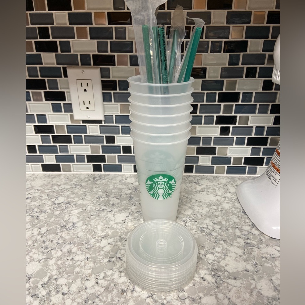 Starbucks Frosted Cups with Green Straws (includes 7) with Straws and covers